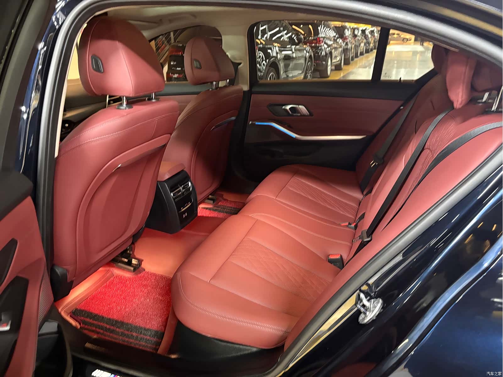 BMW 3 Series, 2024 все фото