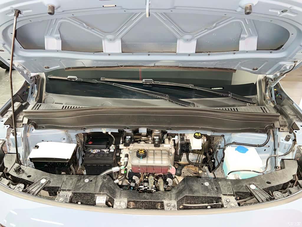 Leapmotor B10, 2025 29