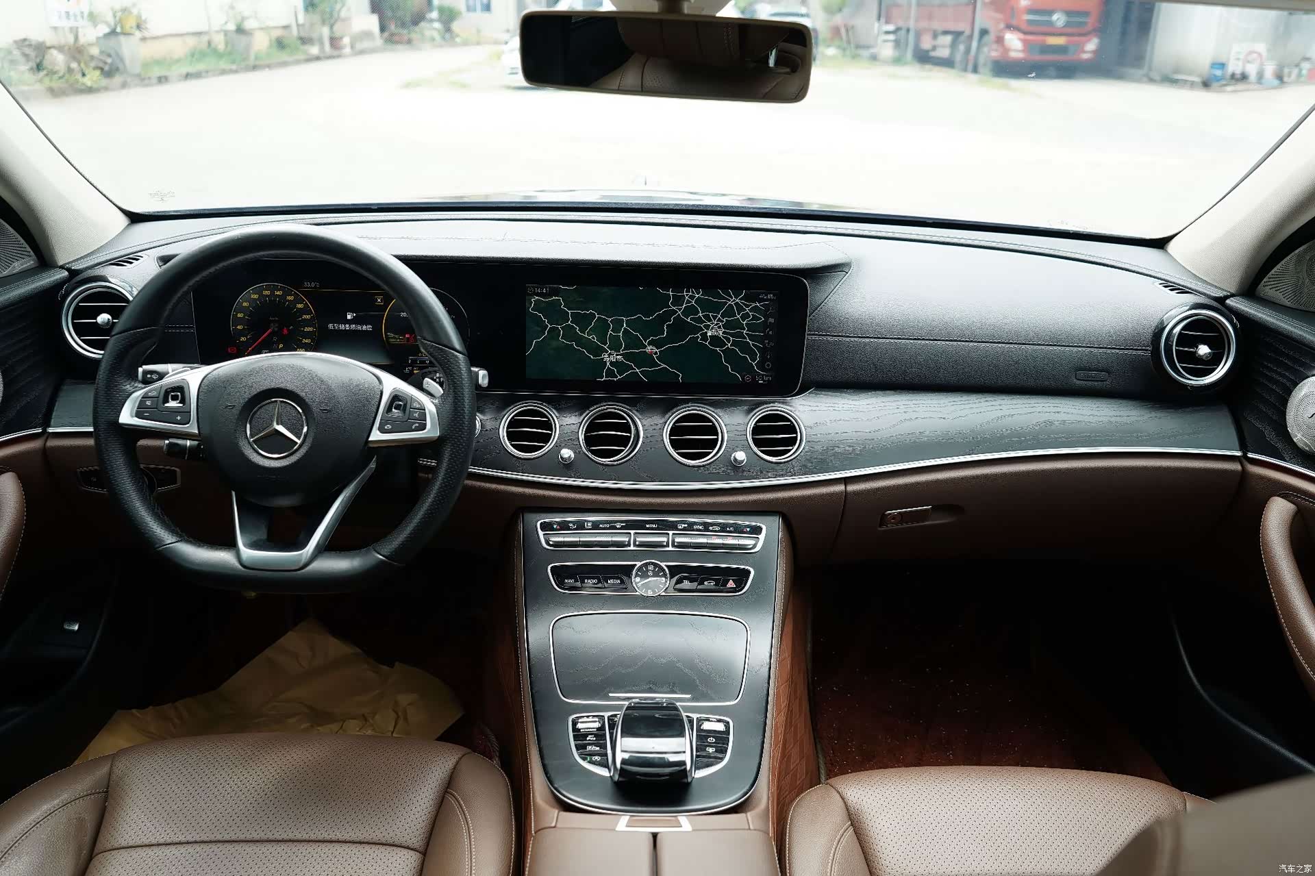 Mercedes-Benz E-Class, 2018 8