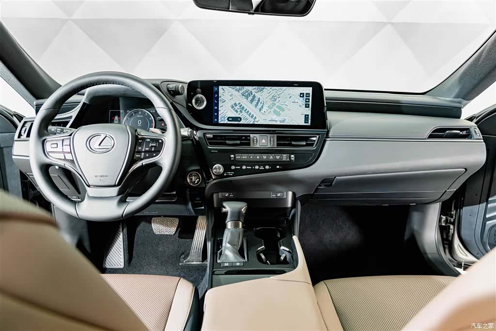 Lexus ES, 2024 12