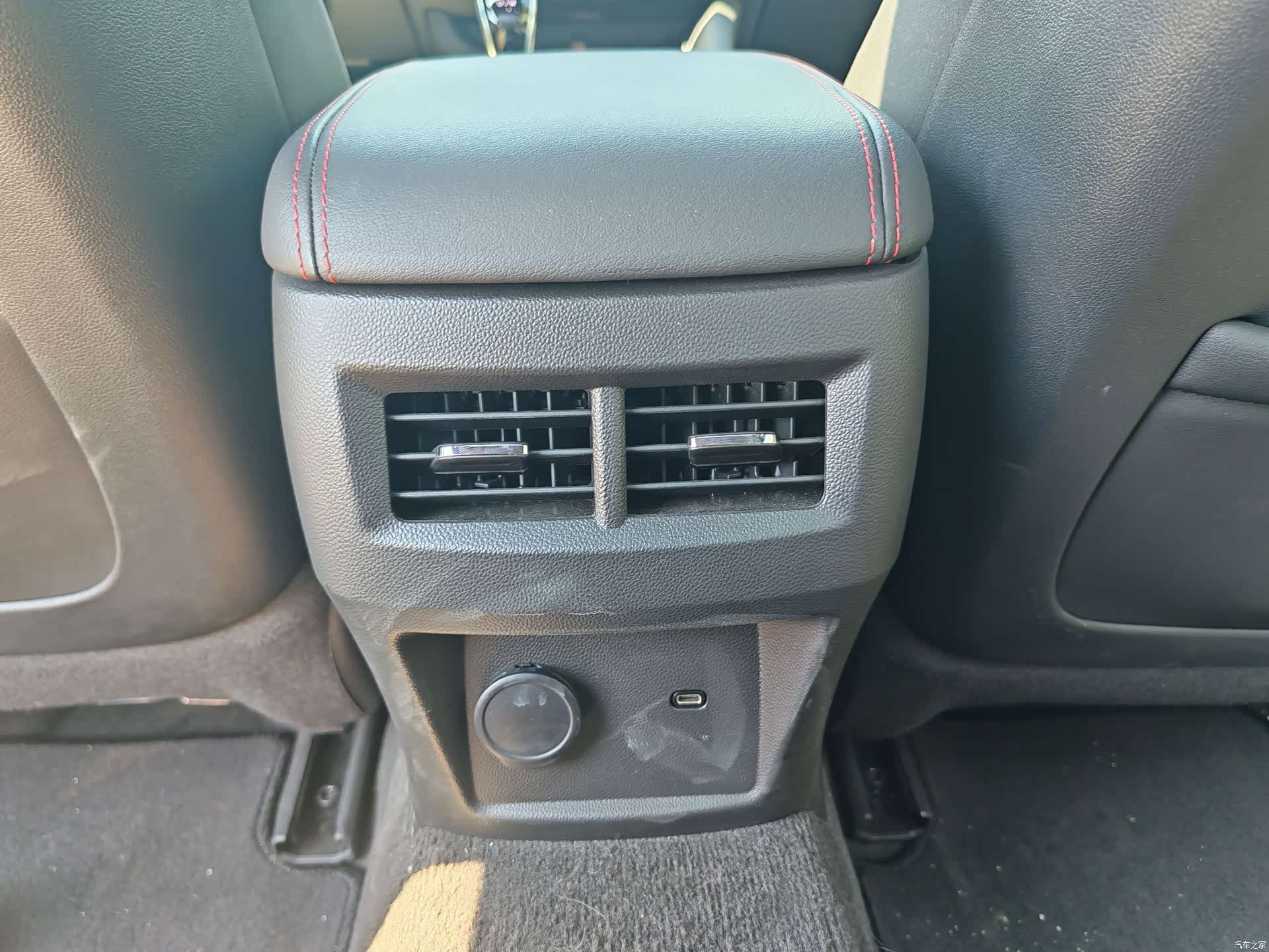 Cadillac CT5, 2025 27
