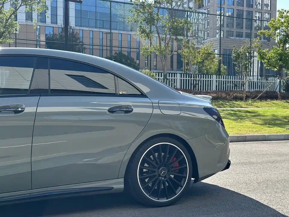 Mercedes-Benz CLA AMG