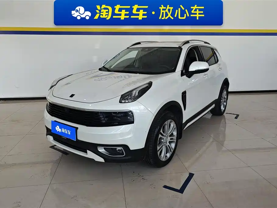 Lynk & Co 01