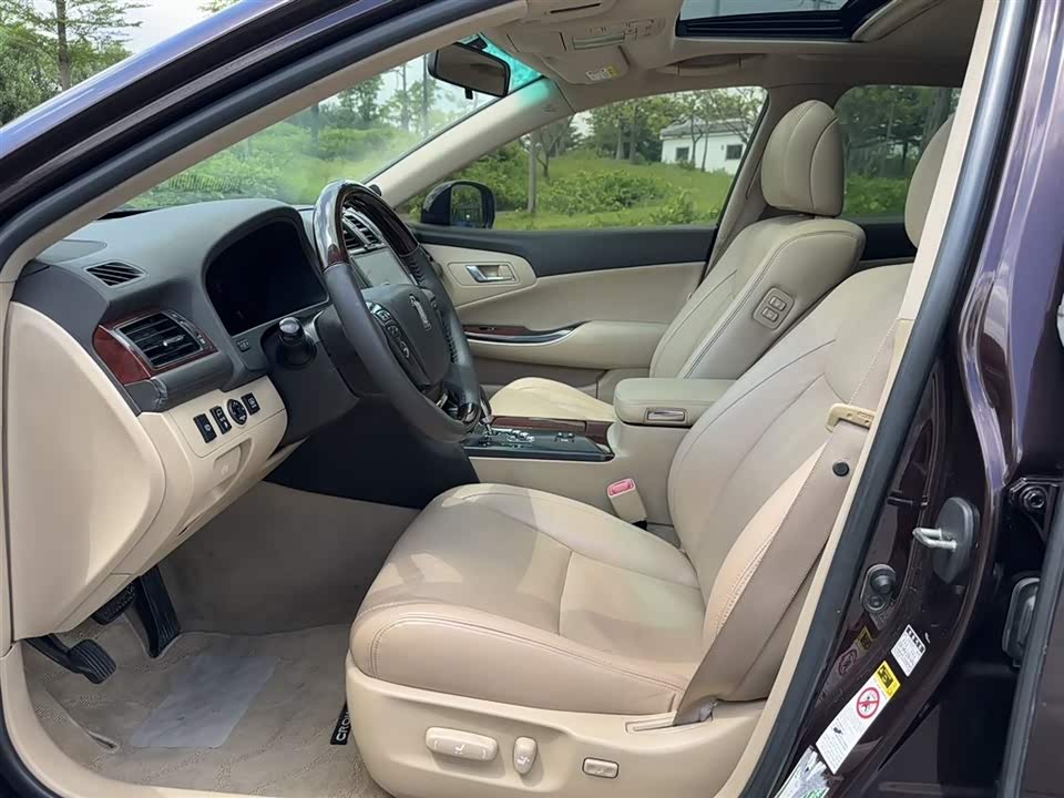 Toyota crown Toyota crown