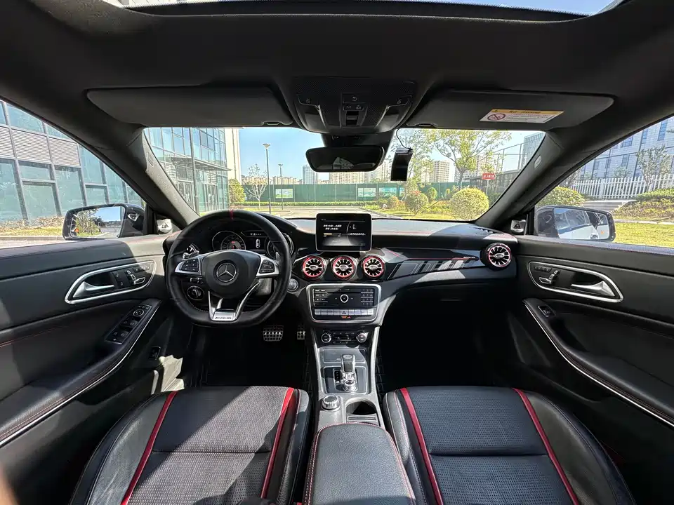 Mercedes-Benz CLA AMG