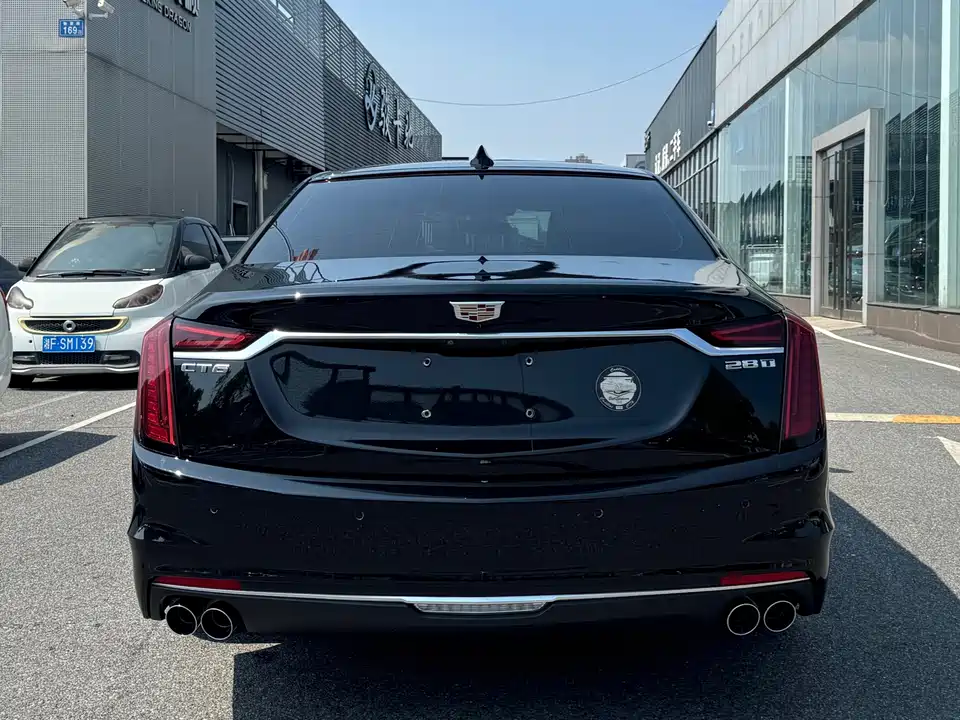 Cadillac CT6