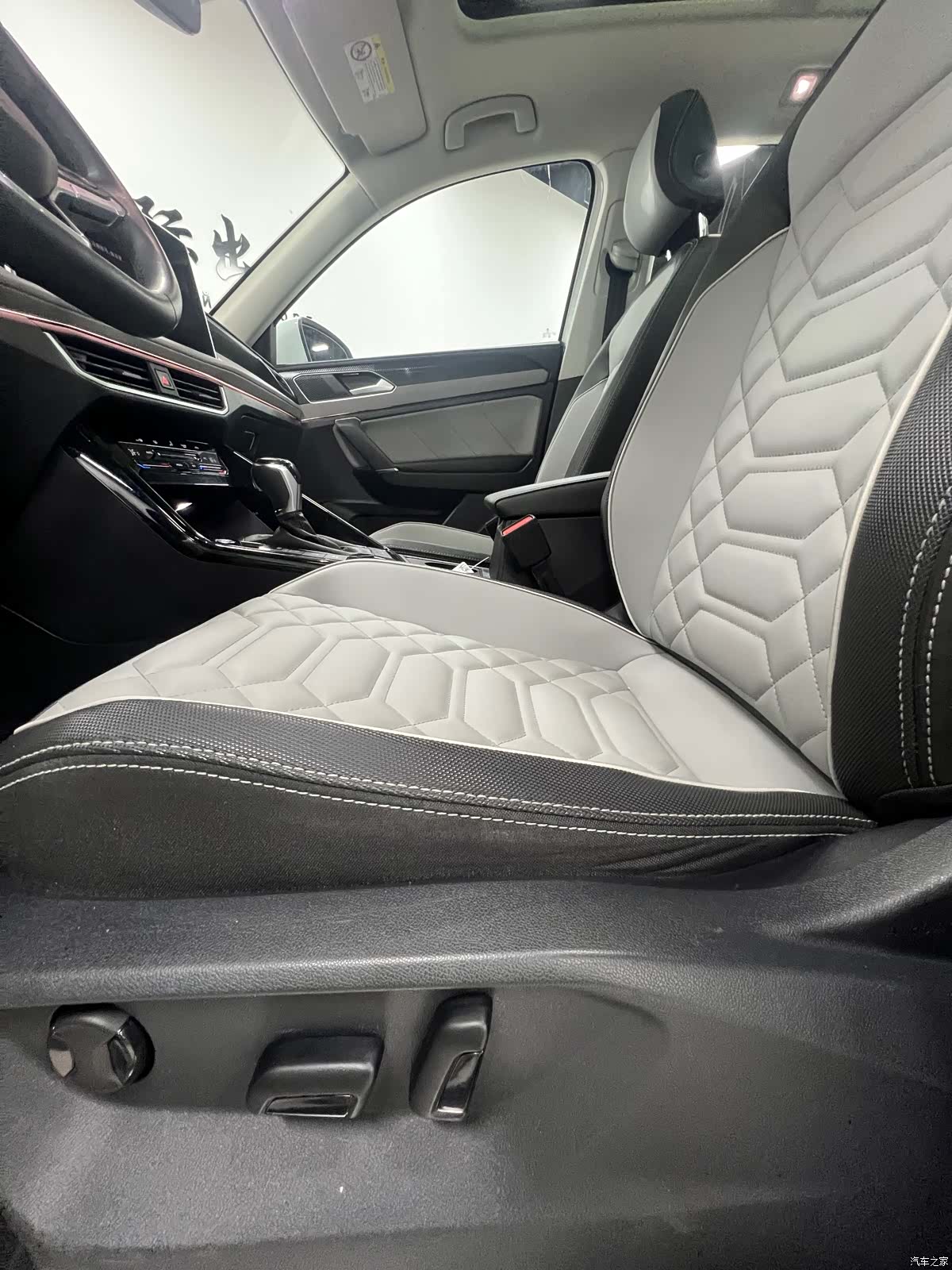 Volkswagen Tayron, 2023 13