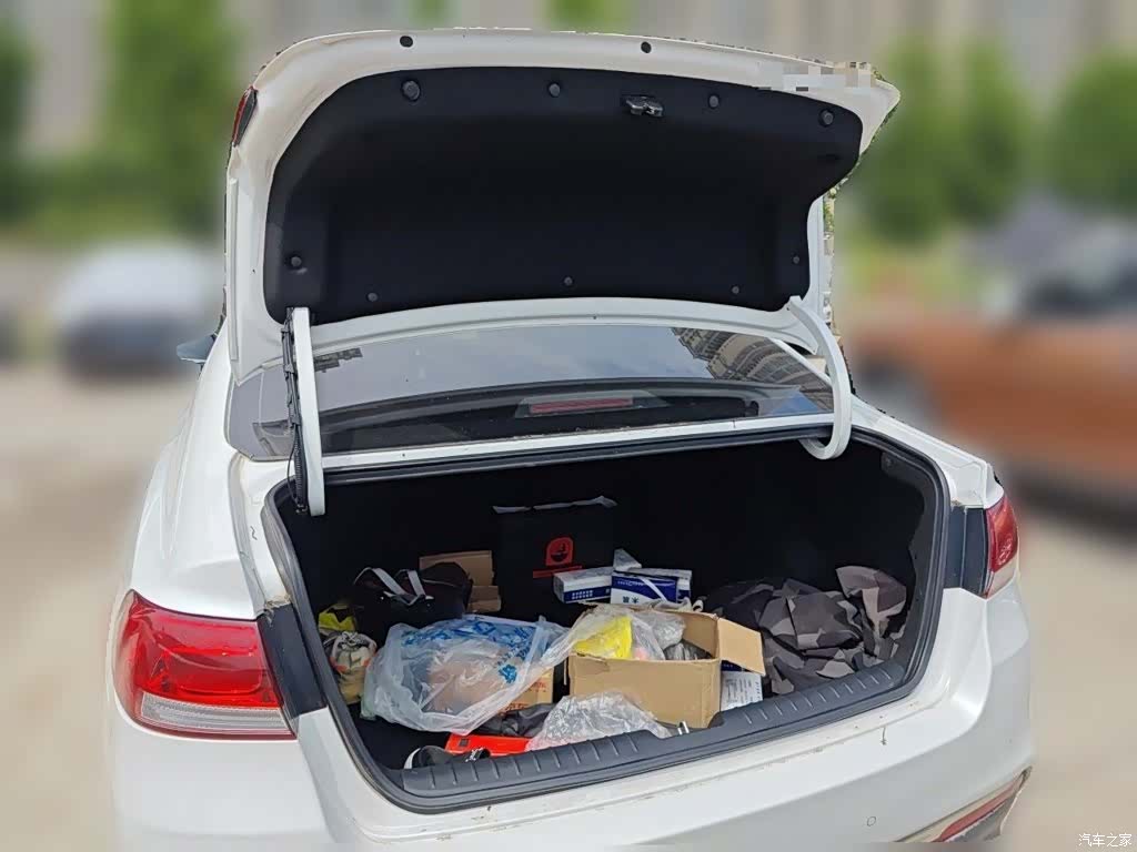 Kia K4, 2016 10