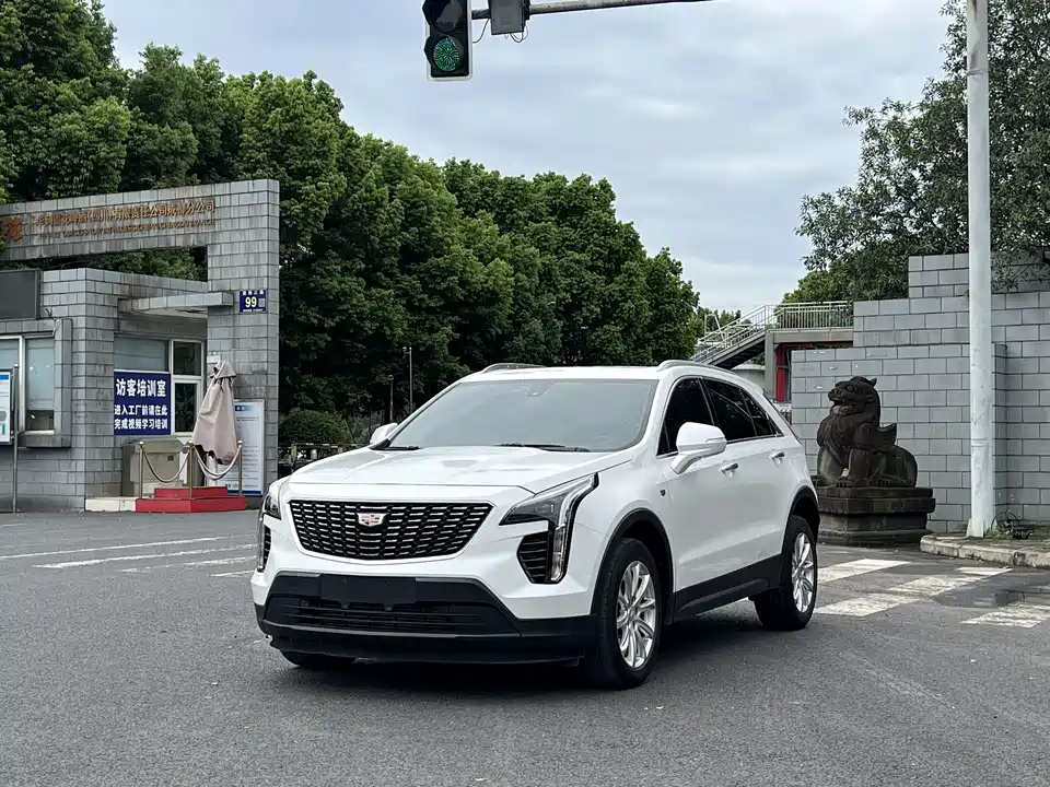 Cadillac XT4
