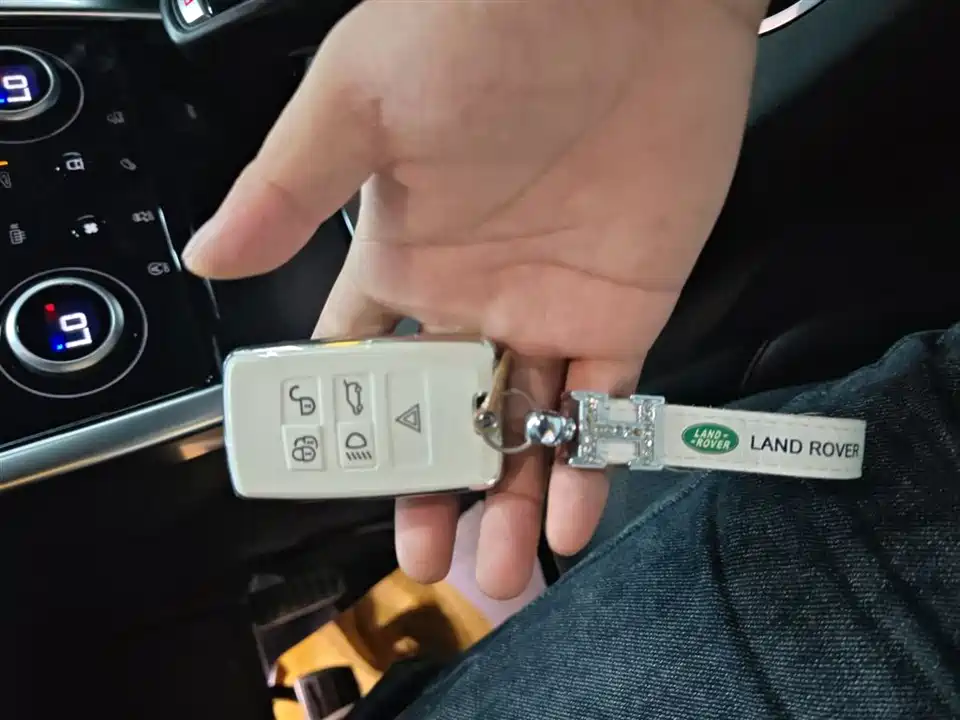 Land Rover Discover sports