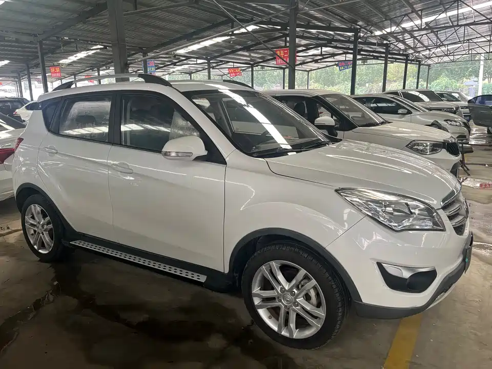 Changan CS35
