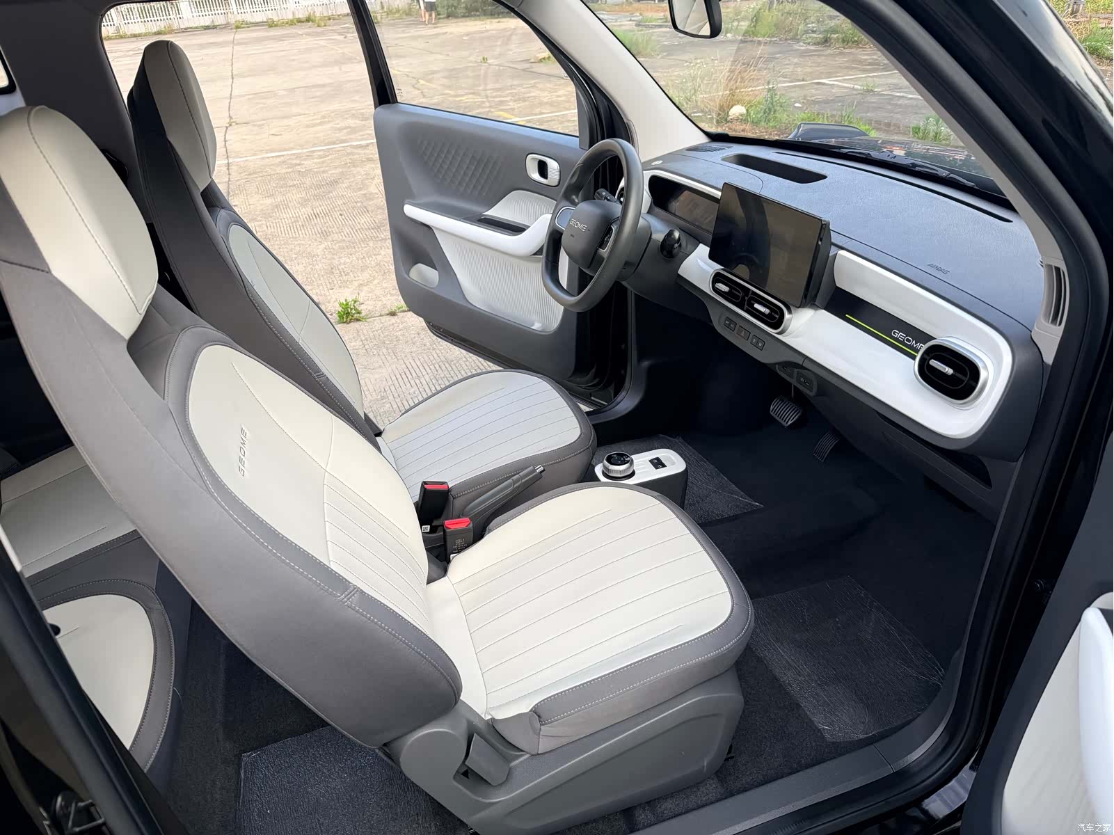 Geely Panda, 2025 12