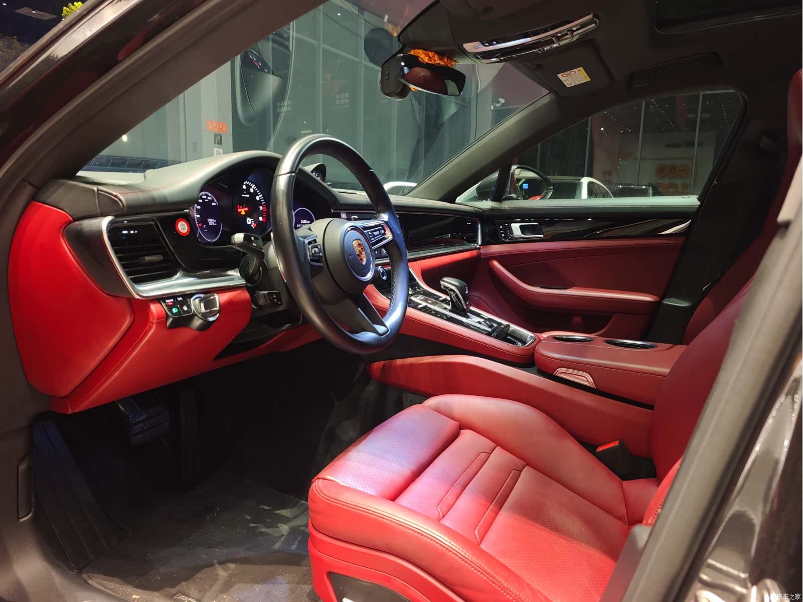 Porsche Panamera, 2021 4