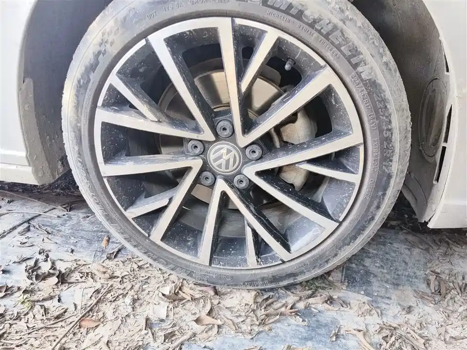 Volkswagen Lavida Pure Electric