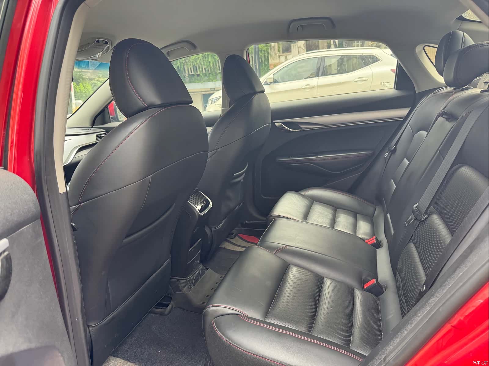 Geely Binray, 2019 6