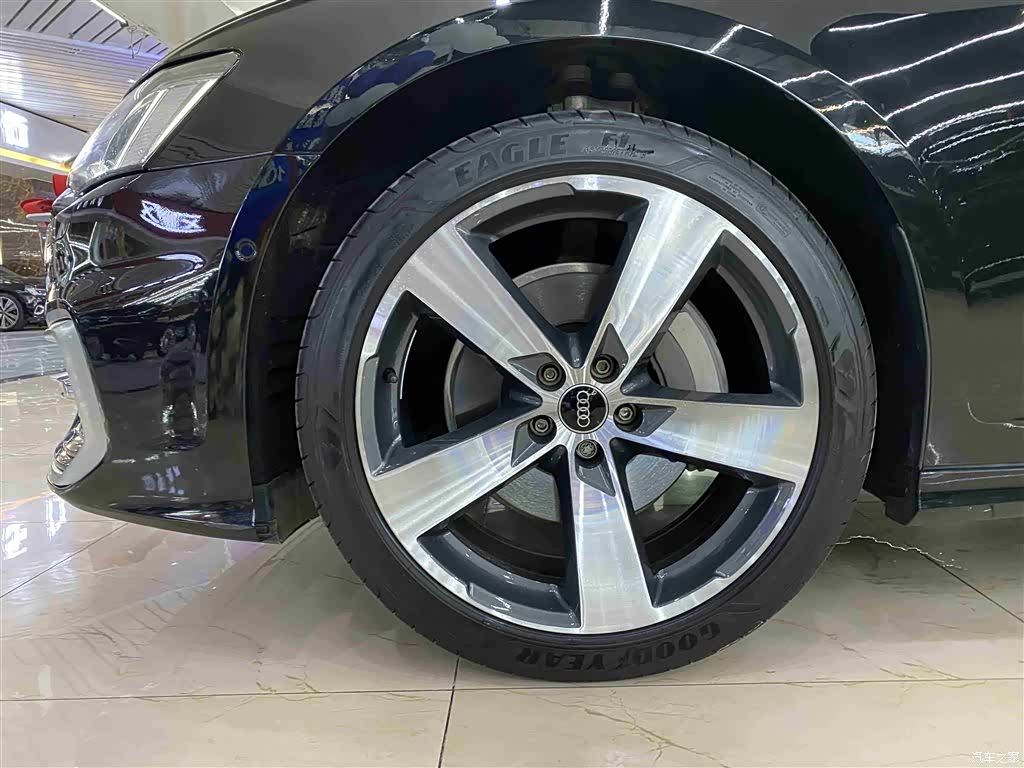 Audi A6L, 2023 все фото