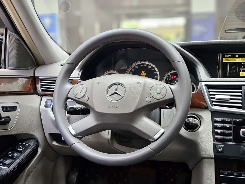 Mercedes-Benz E-class Mercedes-Benz E-class