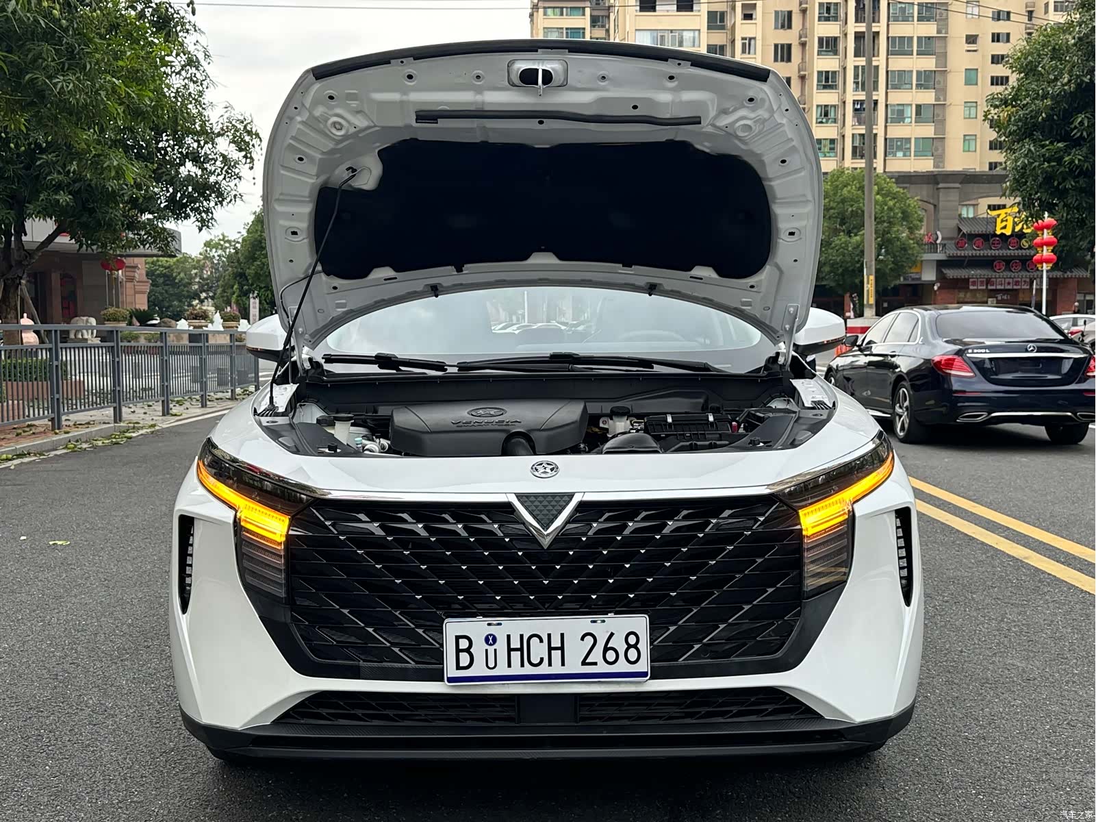 Nissan V, 2022 14