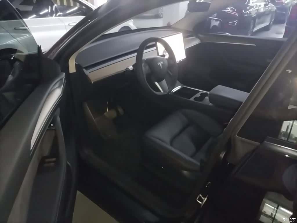 Tesla Model Y, 2021 16