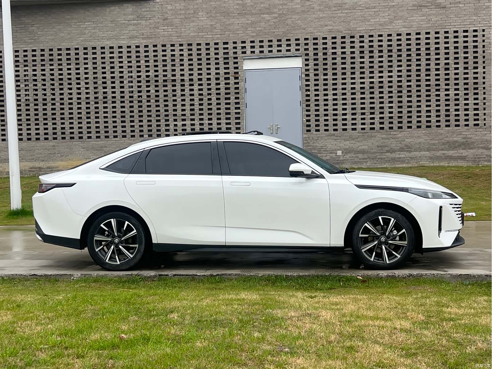 Changan NE, 2023 6
