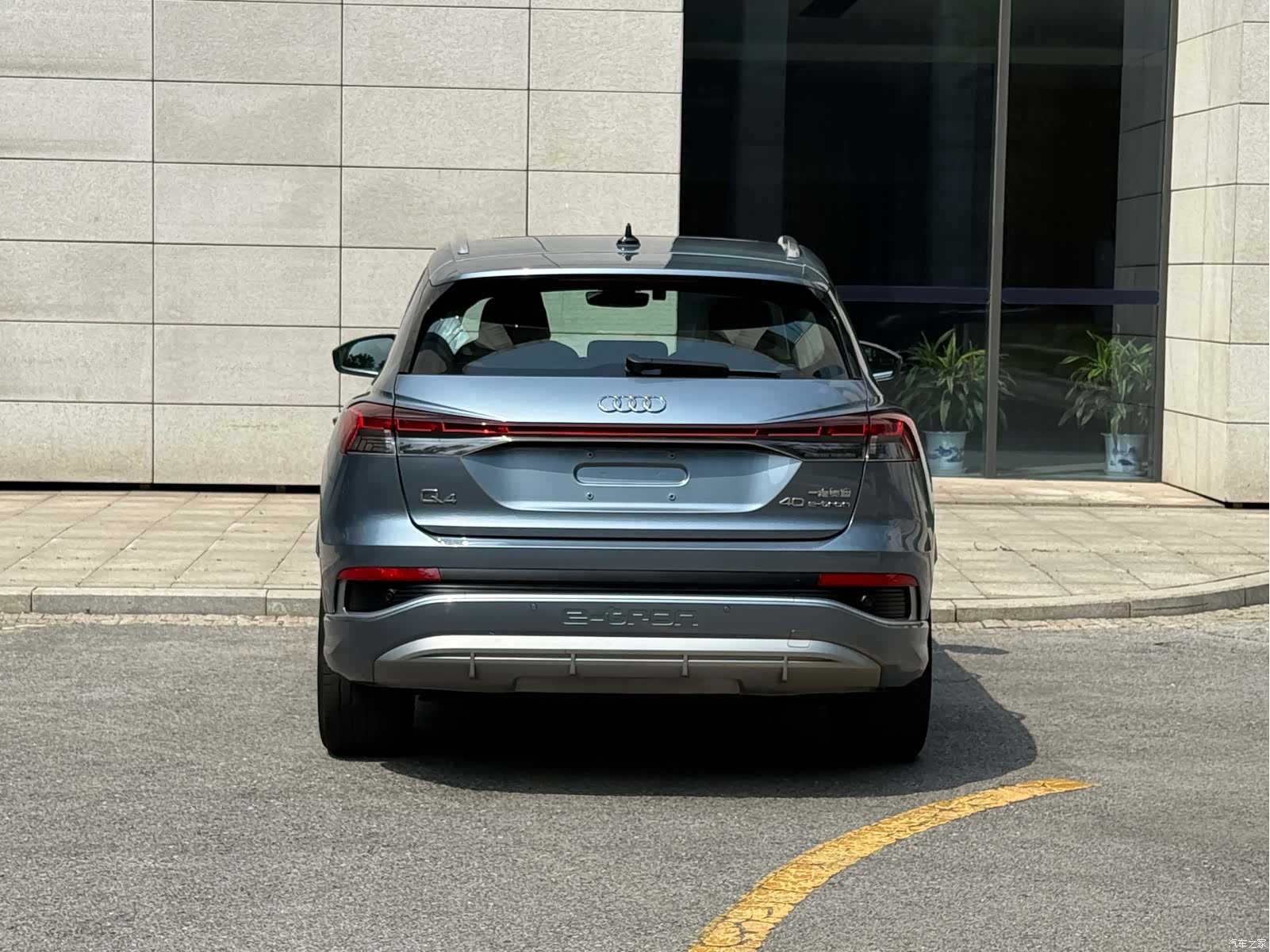 Audi Q4 e-tron, 2024 19