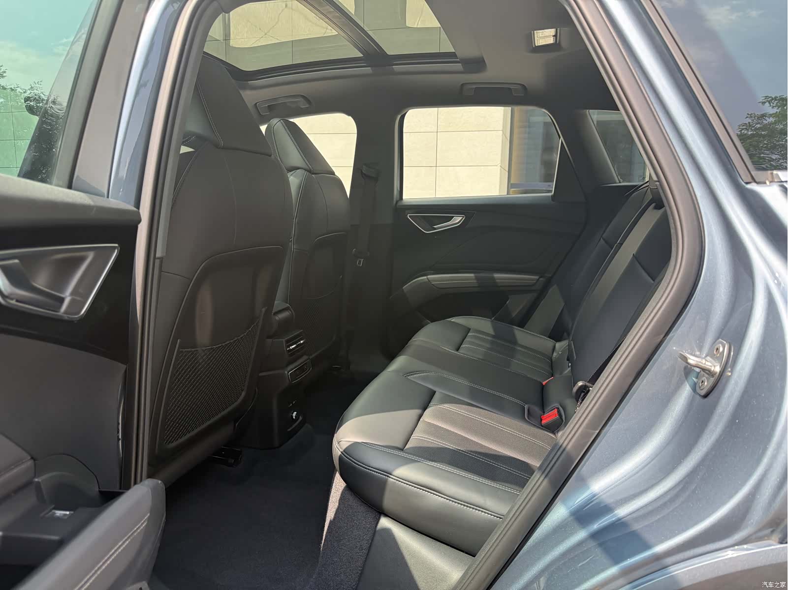 Audi Q4 e-tron, 2024 10