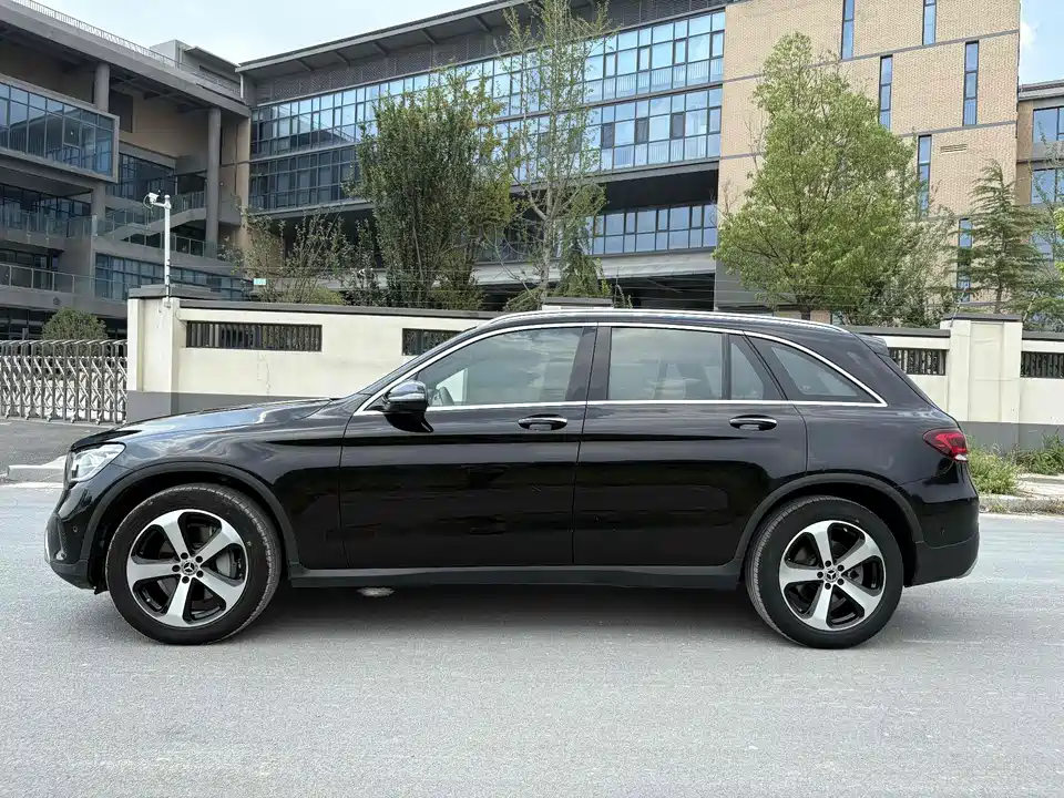 Mercedes-Benz GLC Mercedes-Benz GLC