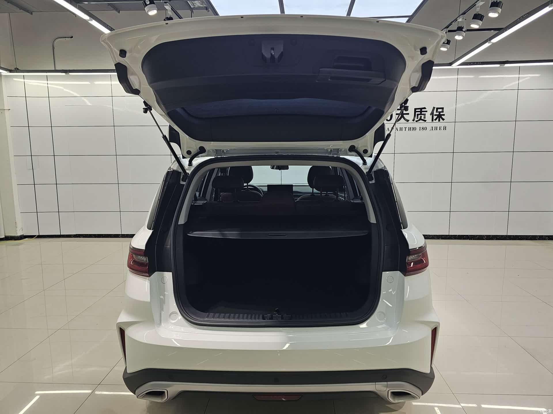 Geely X6, 2022 9