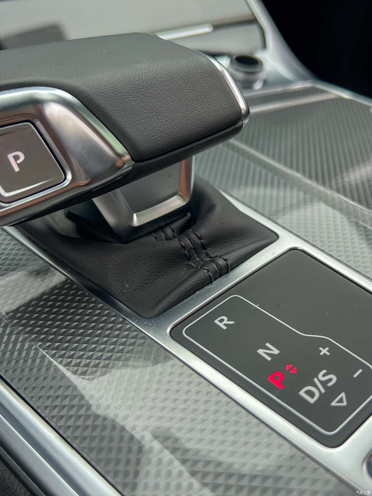 Audi A6L, 2024 10