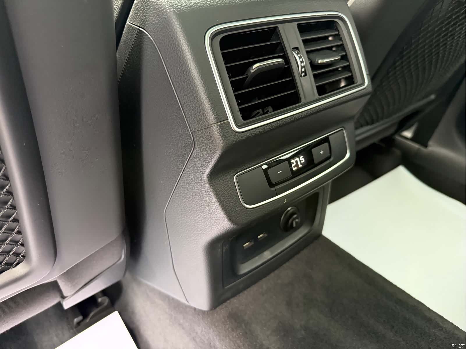 Audi Q5L, 2021 10