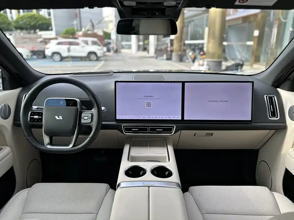 Li Auto Ideal L8