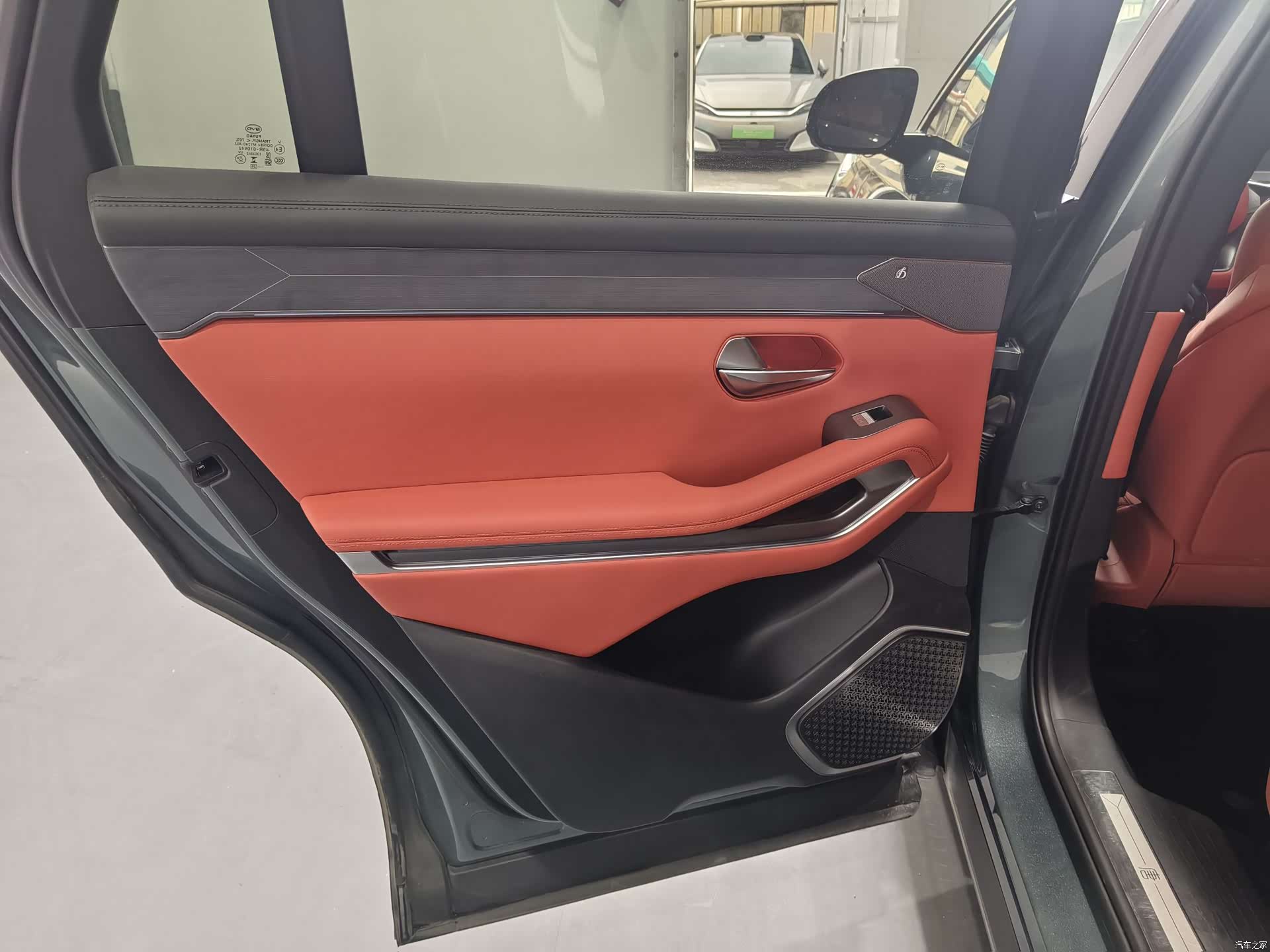 BYD Tang, 2025 10