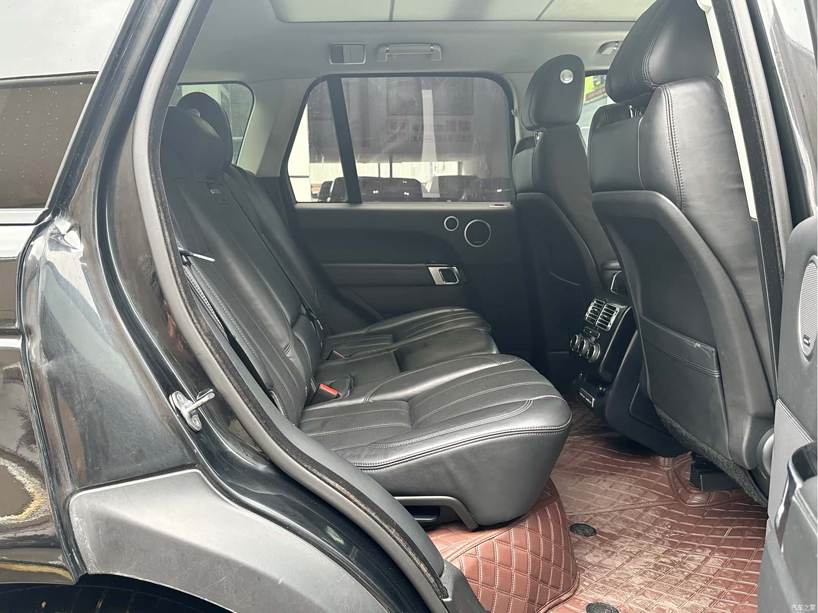 Land Rover Range Rover, 2015 11