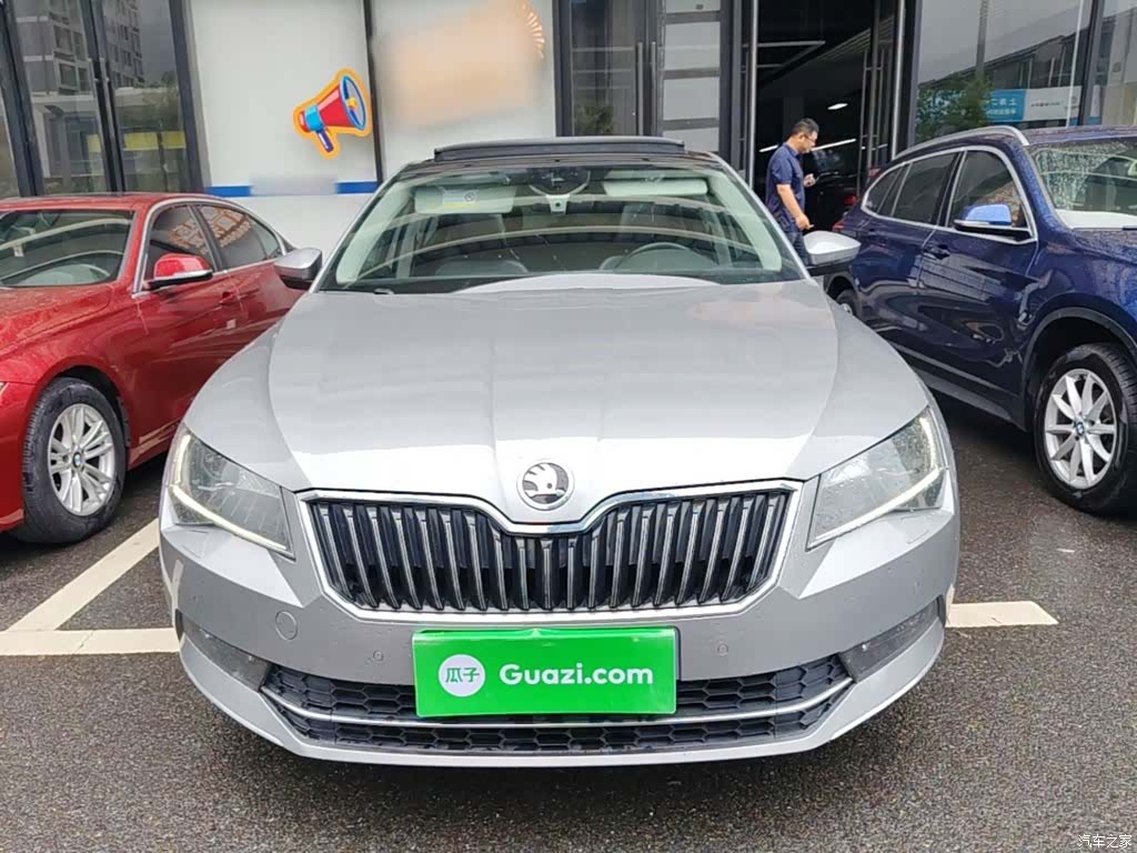 Skoda Superb, 2018 3