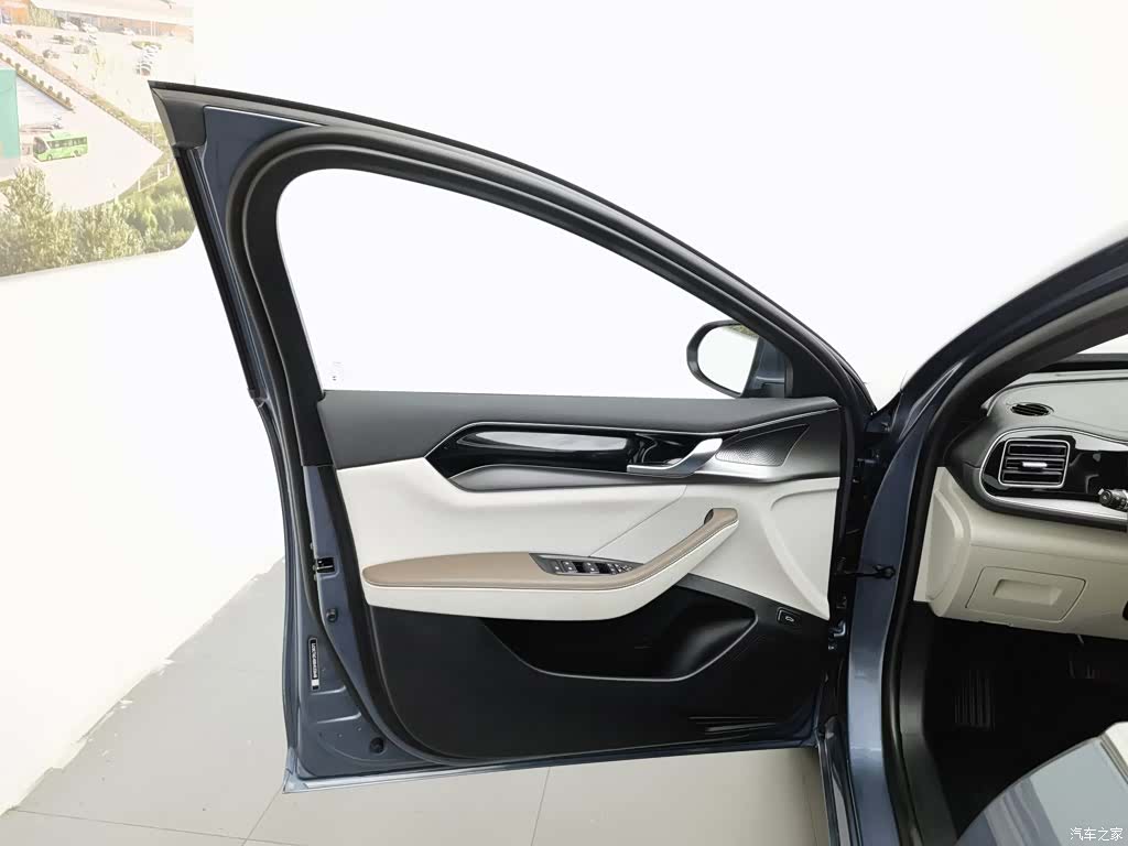 BYD Qin, 2024 8