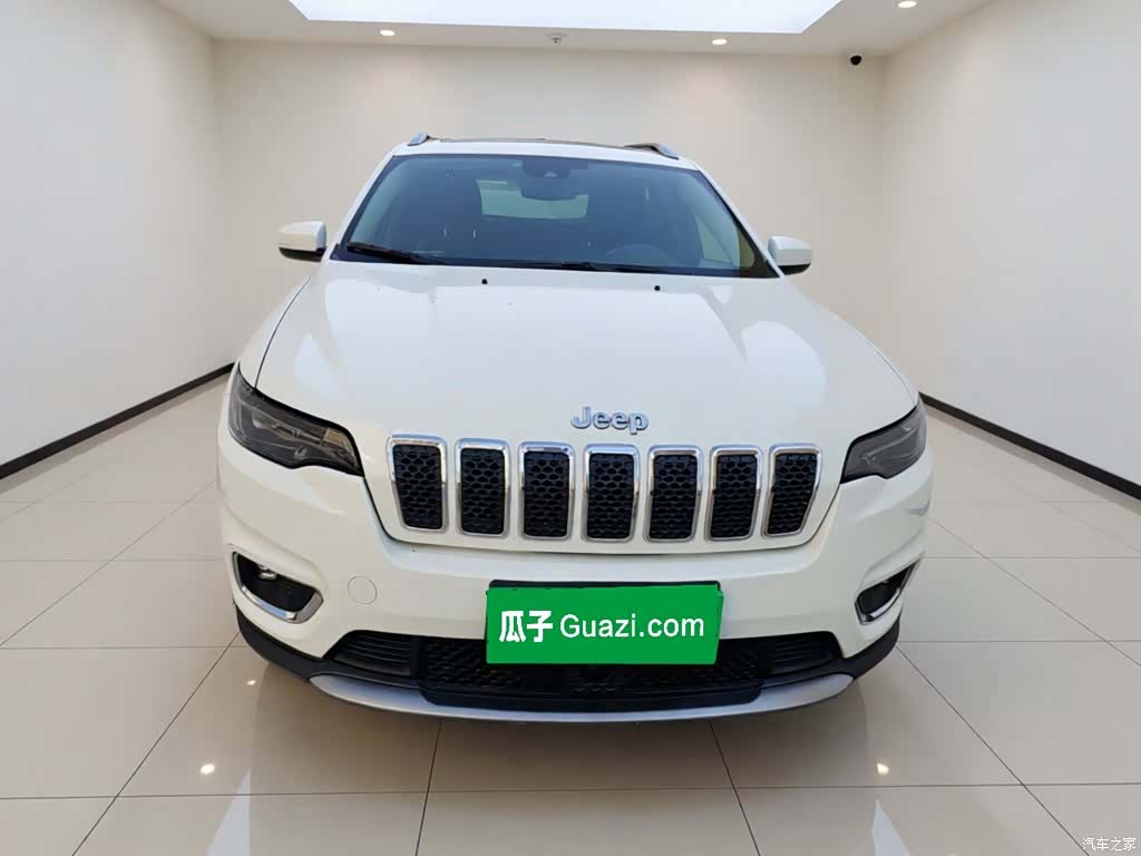 Jeep Cherokee, 2019 24