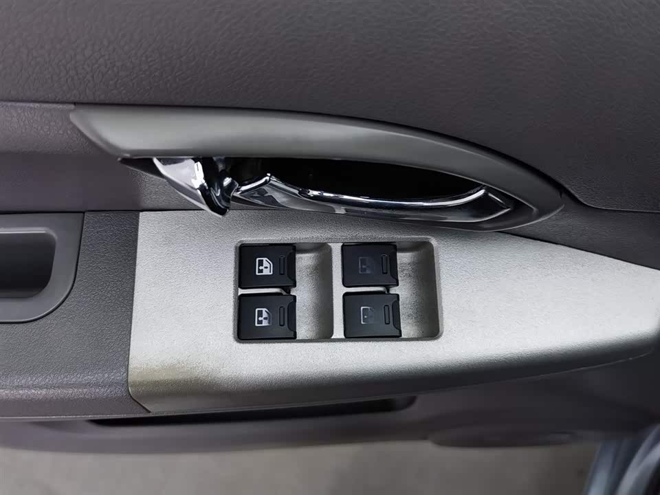 Dongfeng Handsome guest