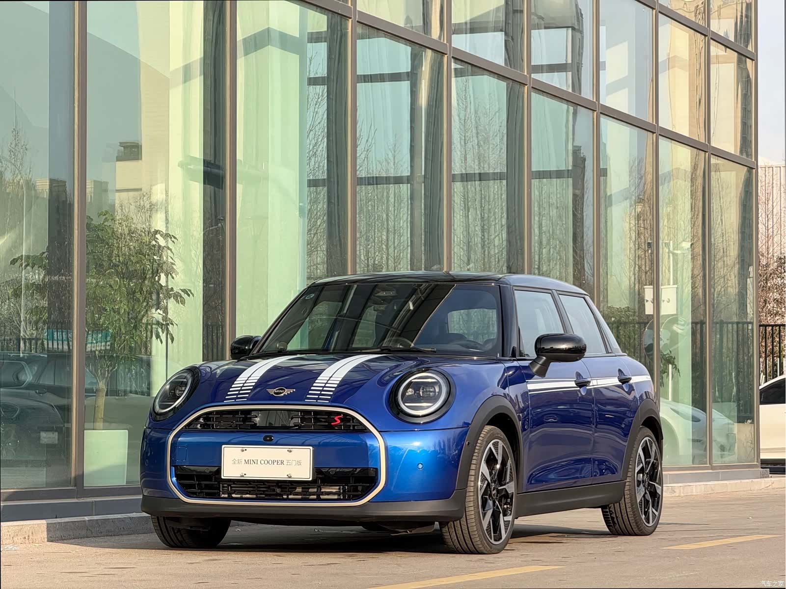 Mini Cooper, 2025 3