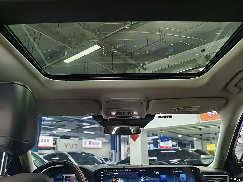 Ford Explorer, 2026 18