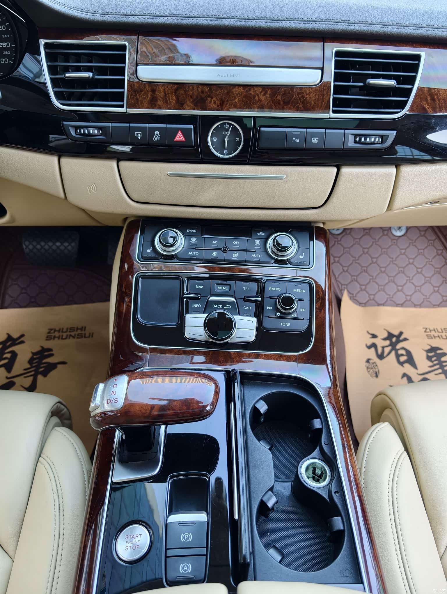 Audi A8L, 2011 10