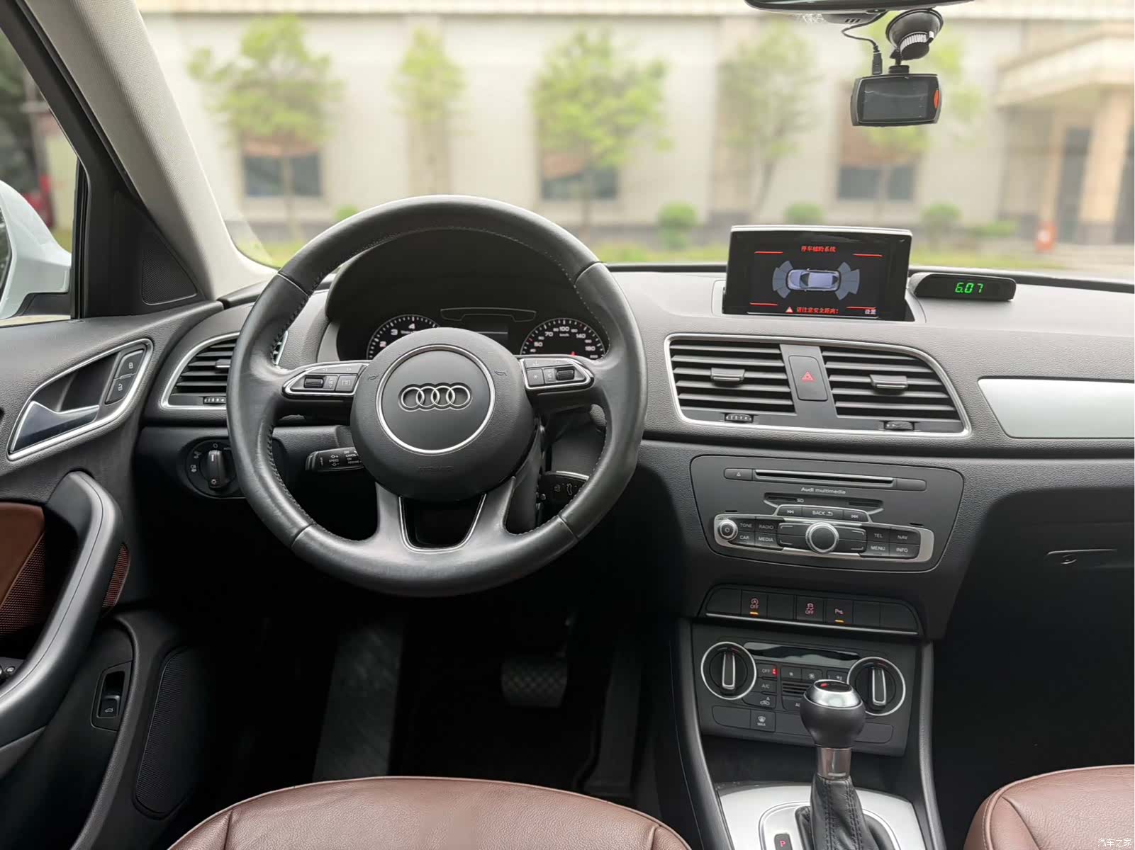 Audi Q3, 2016 10