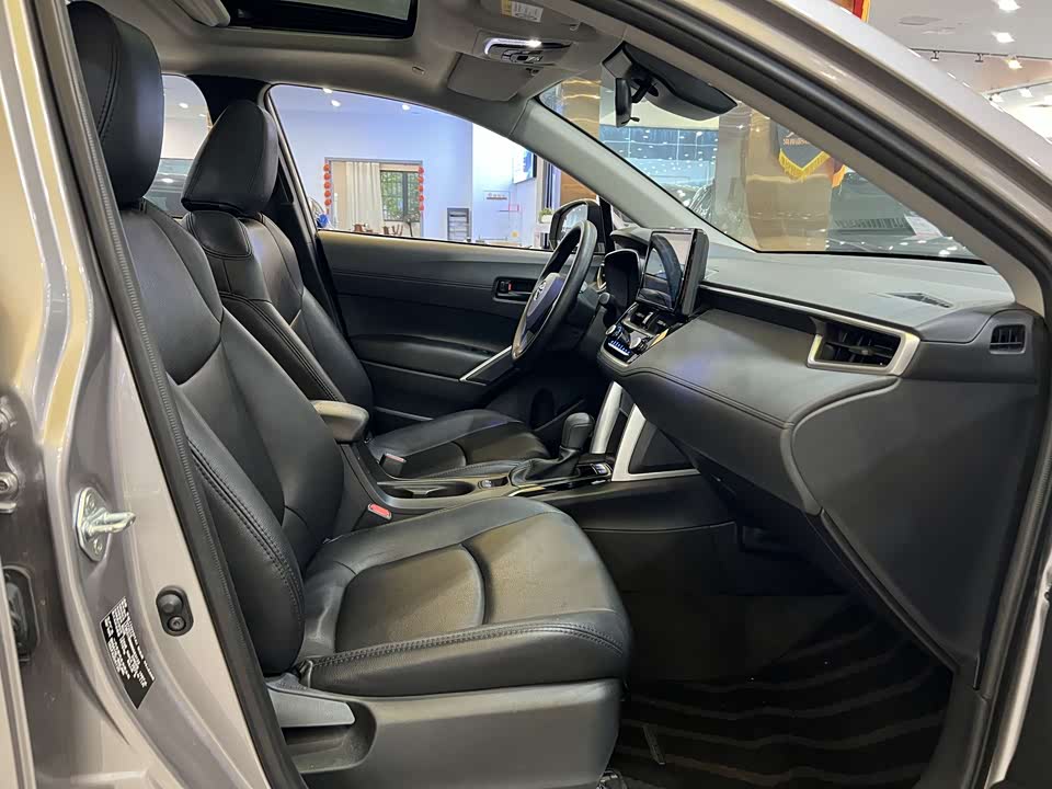 Toyota Corolla Sharp amplifier