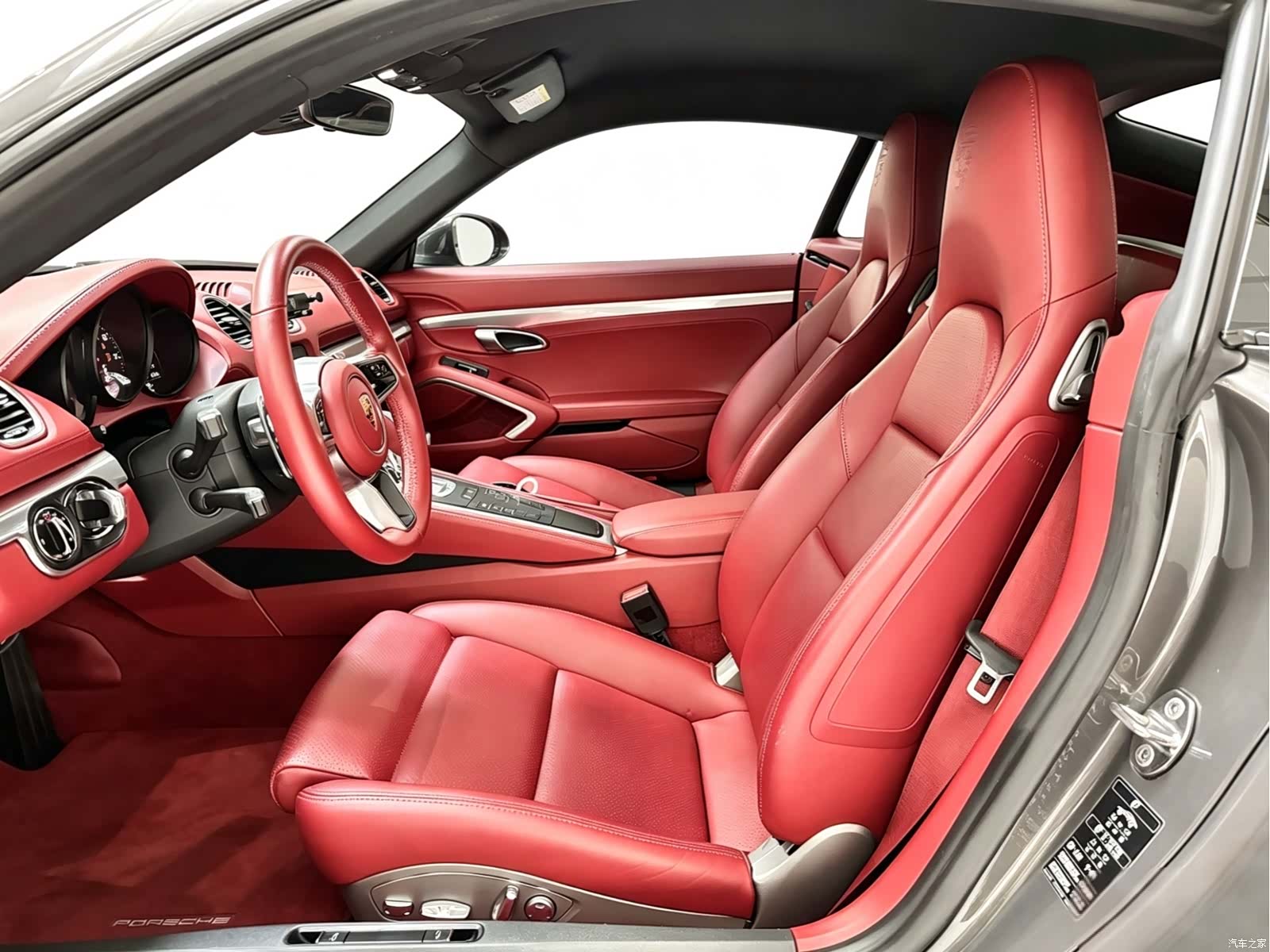Porsche Cayman, 2020 11