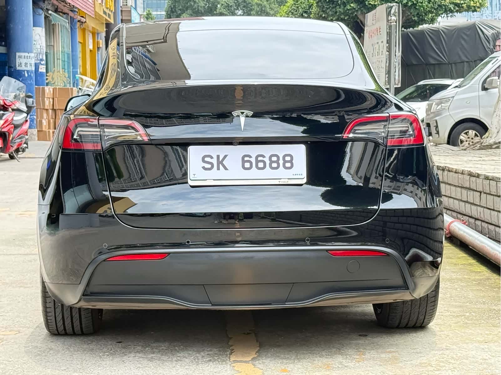 Tesla Model Y, 2023 6