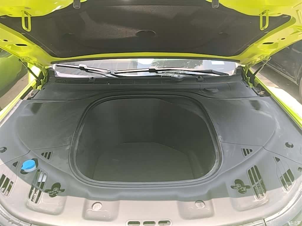 Xpeng P7, 2021 20