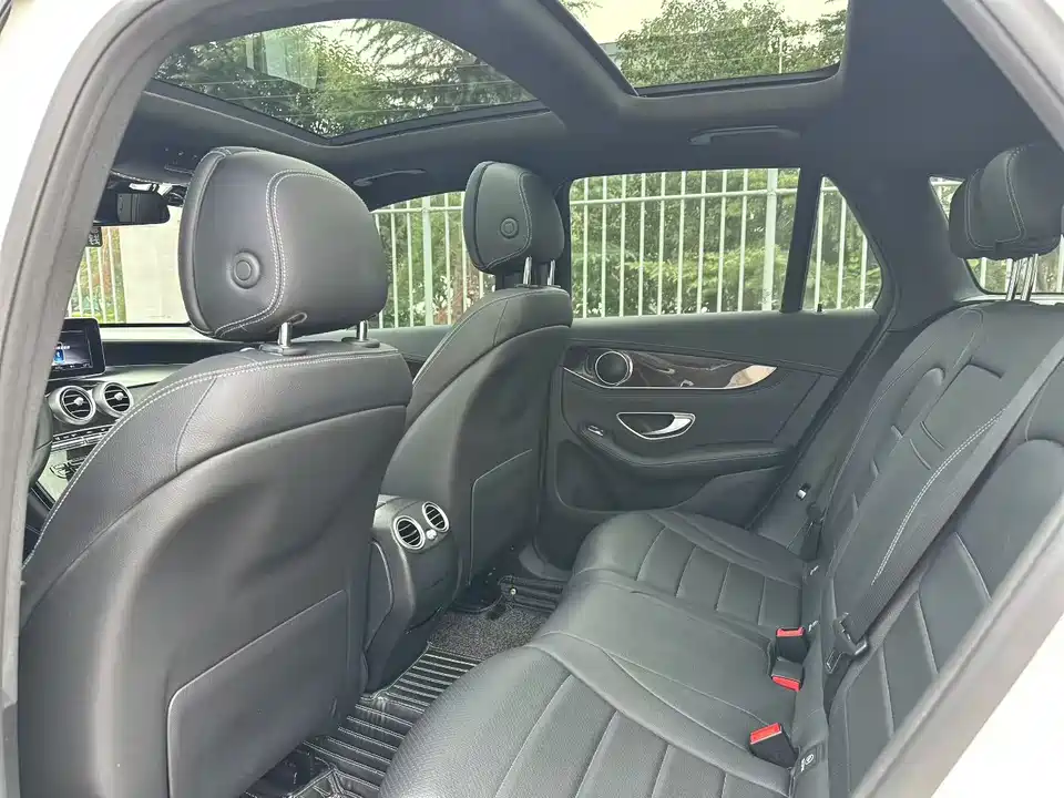 Mercedes-Benz GLC Mercedes-Benz GLC