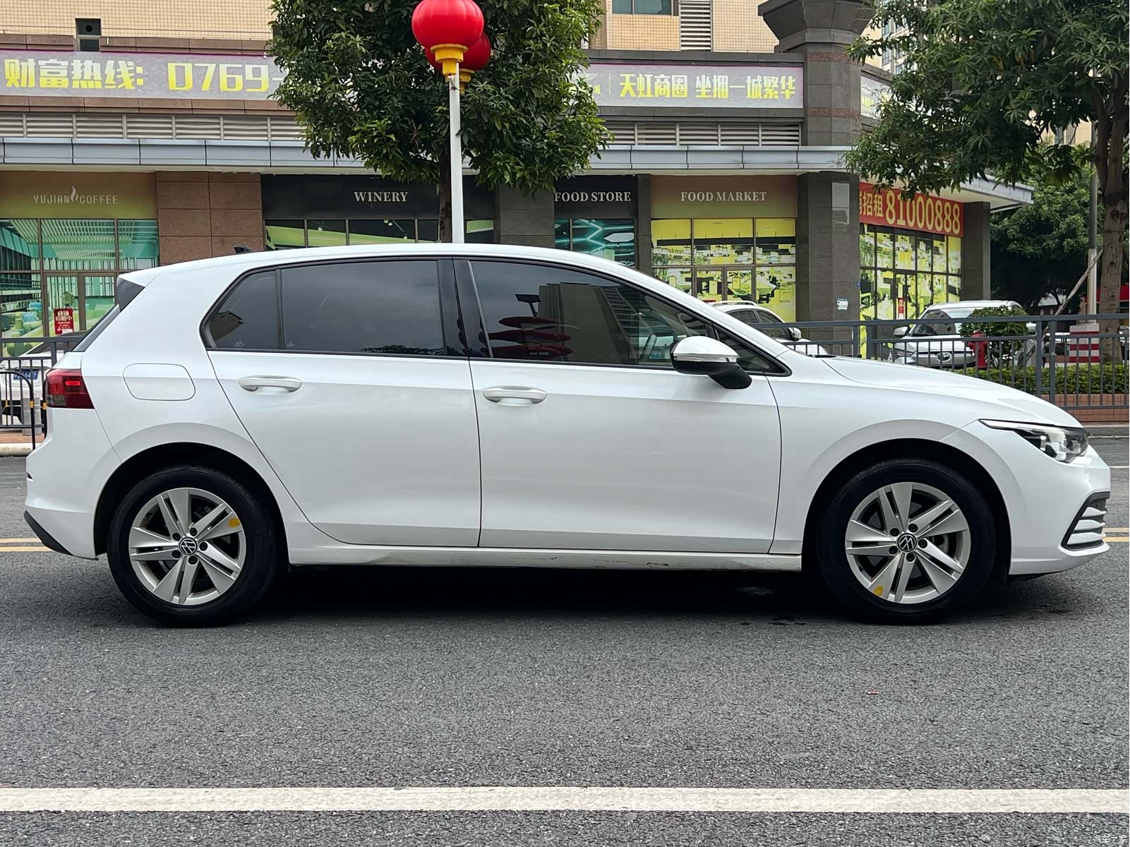 Volkswagen Golf, 2023 8