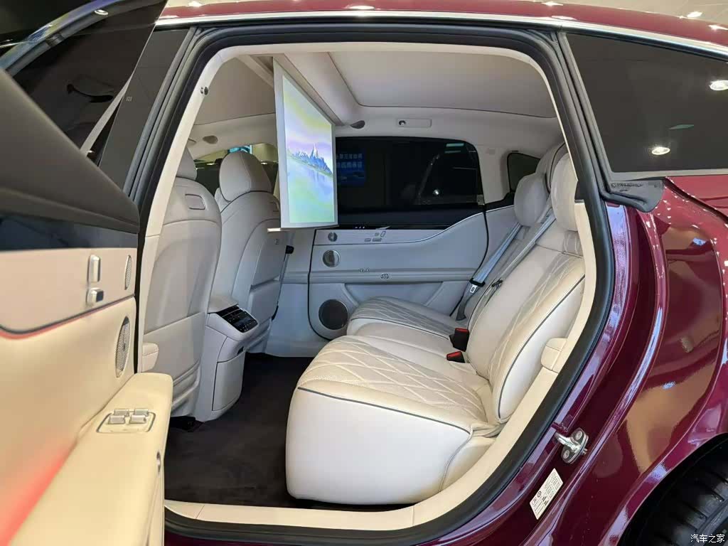 Stelato S9, 2025 7