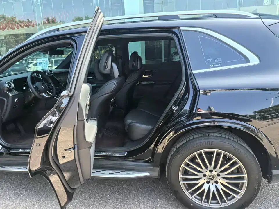 Mercedes-Benz GLC Mercedes-Benz GLC