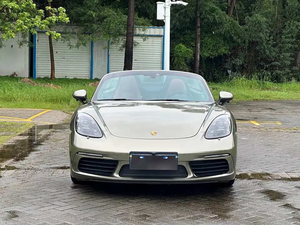 Porsche 718